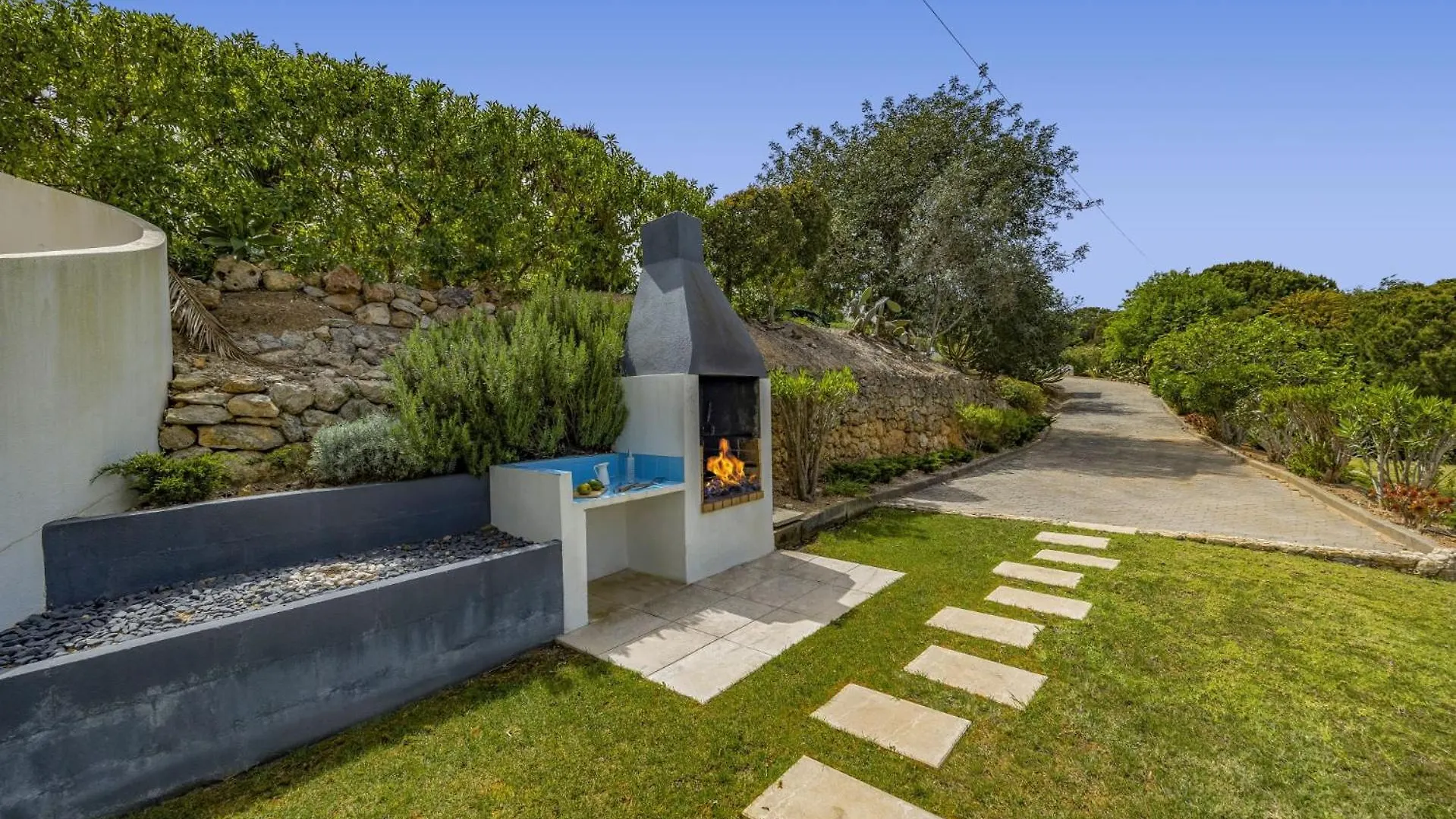 Villa Alfarrobeira By Villa Plus Lagoa  0*, Lagoa (Algarve)